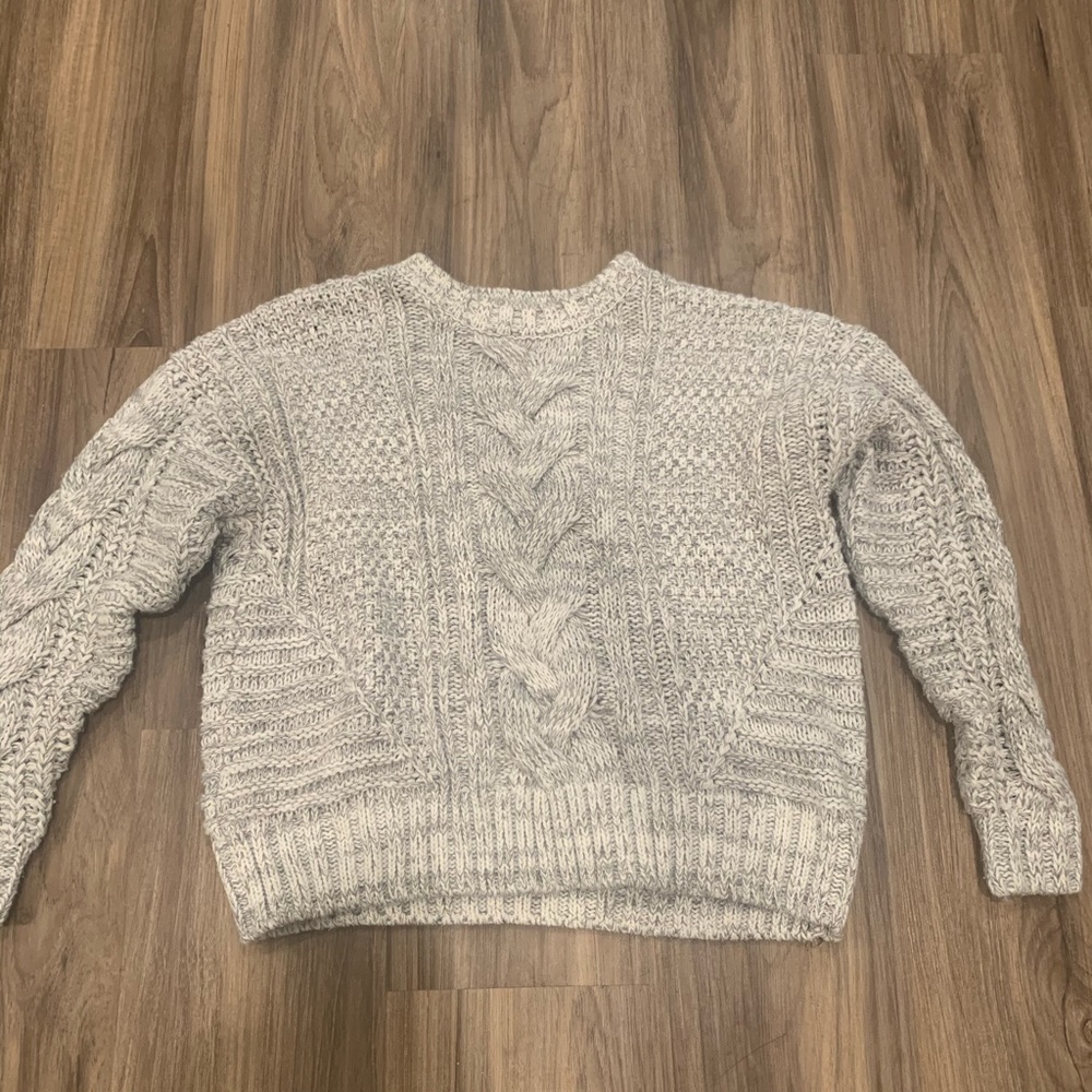 Chunky grey sweater